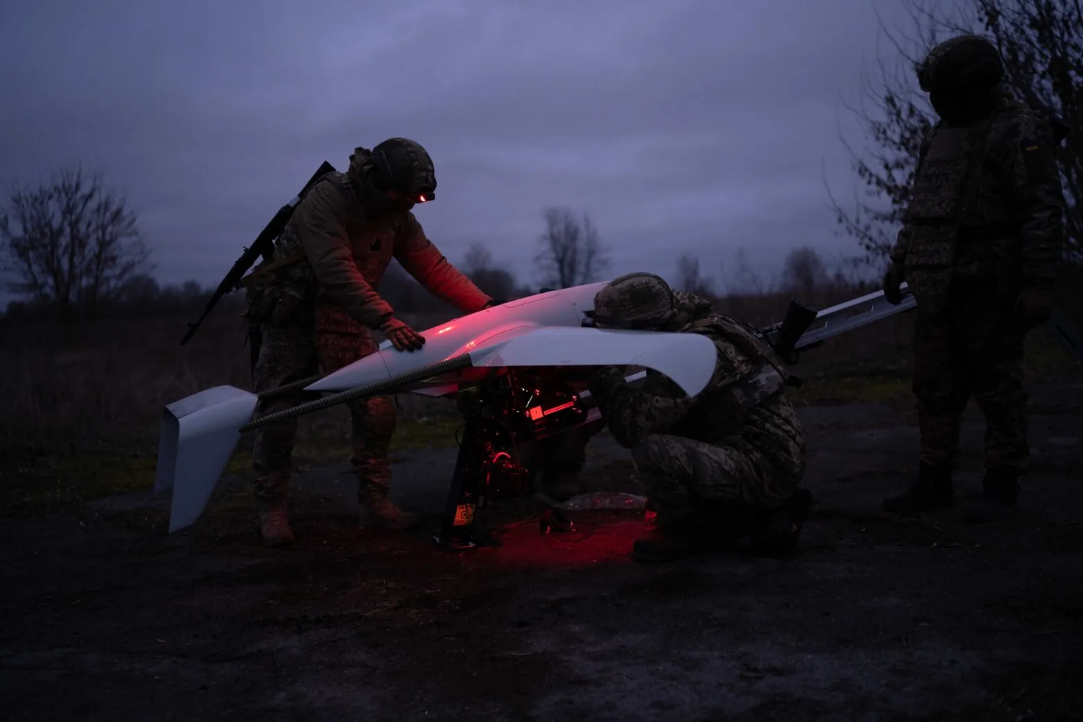 Raybird UAS crew during pre flight preparation 1 Source 424th SUSB Svarog