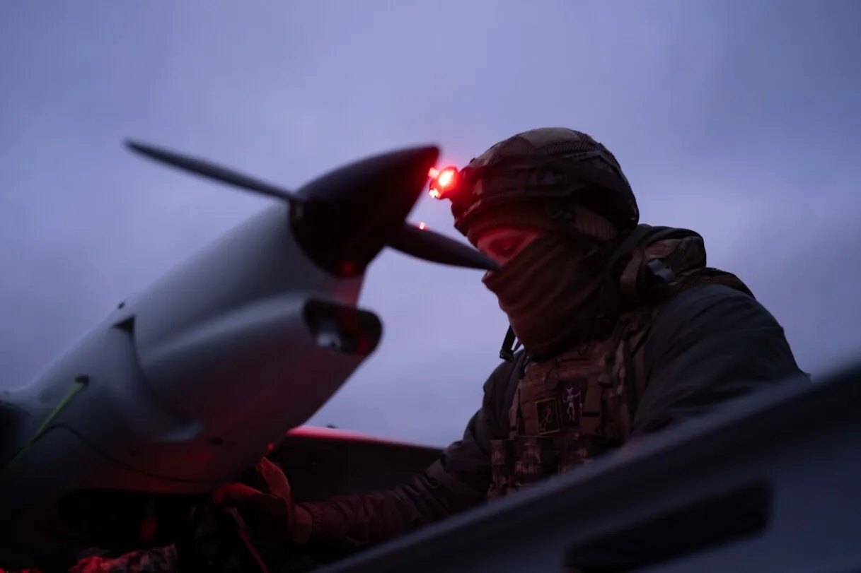 Raybird UAS crew member during pre flight preparation Source 424th SUSB Svarog